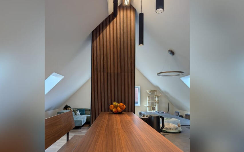 Kaminverkleidung/ Fernsehschrank